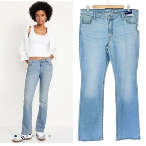 NWT Old Navy Mid Rise Wow Boot-Cut Jean - Size 14